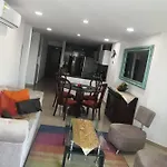 Apartamento familiar torres del lago
